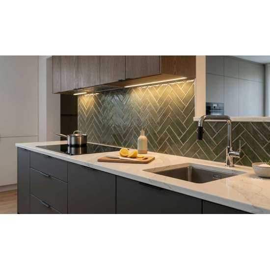 Comment fixer un plan de travail ?